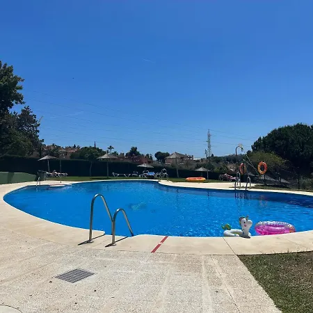Апартаменты Location Aloha Nueva Andalucia *